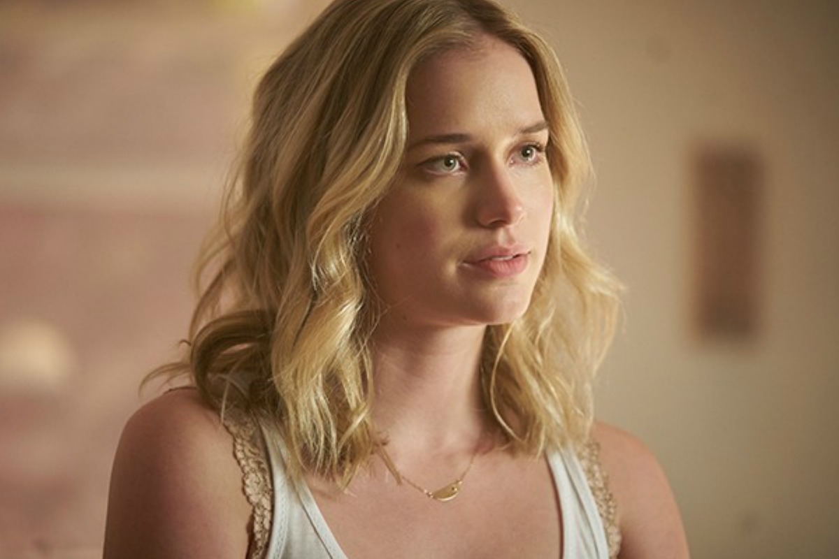 you-netflix-fan-theory-feature